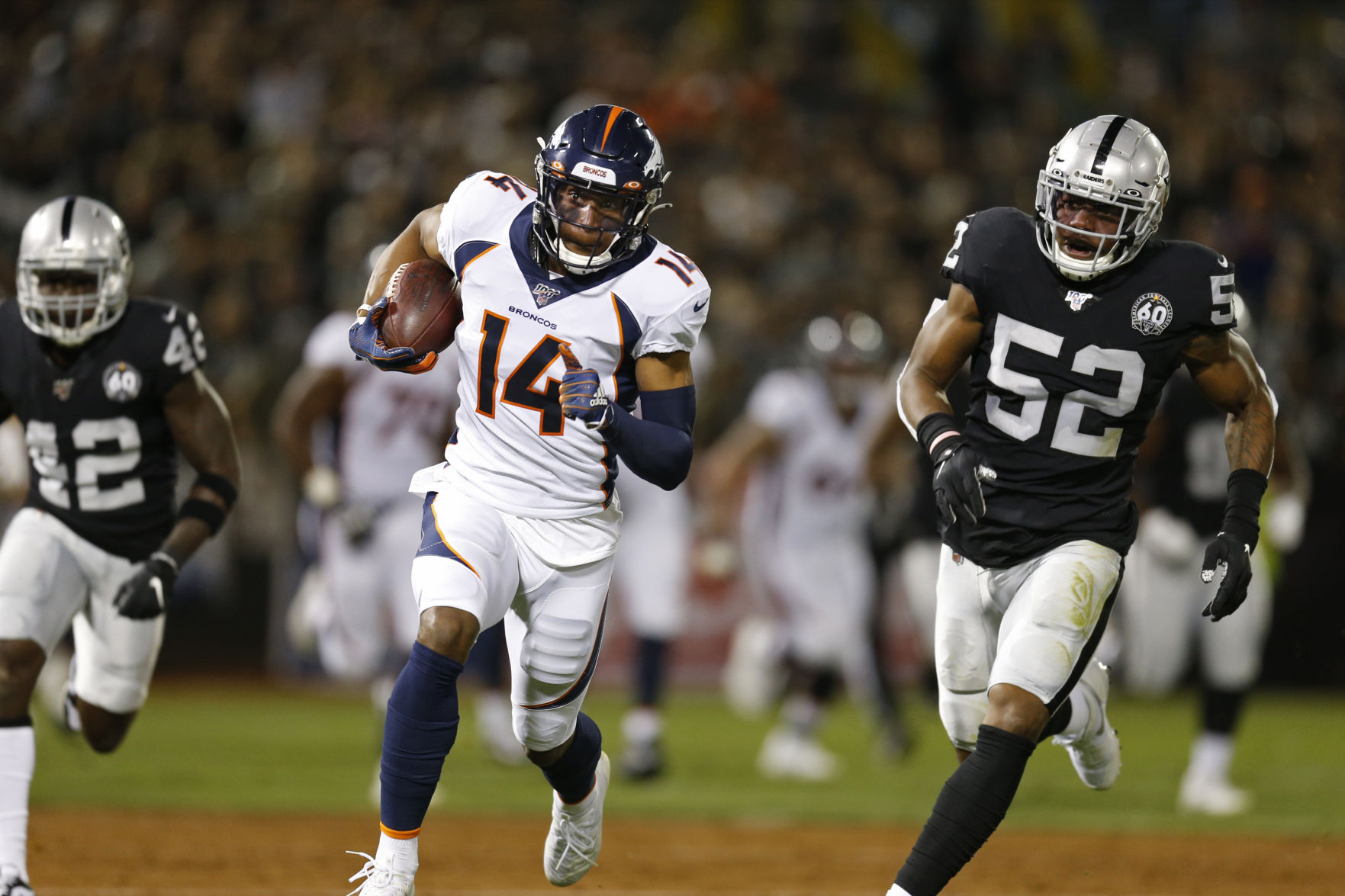 Broncos Raiders Football